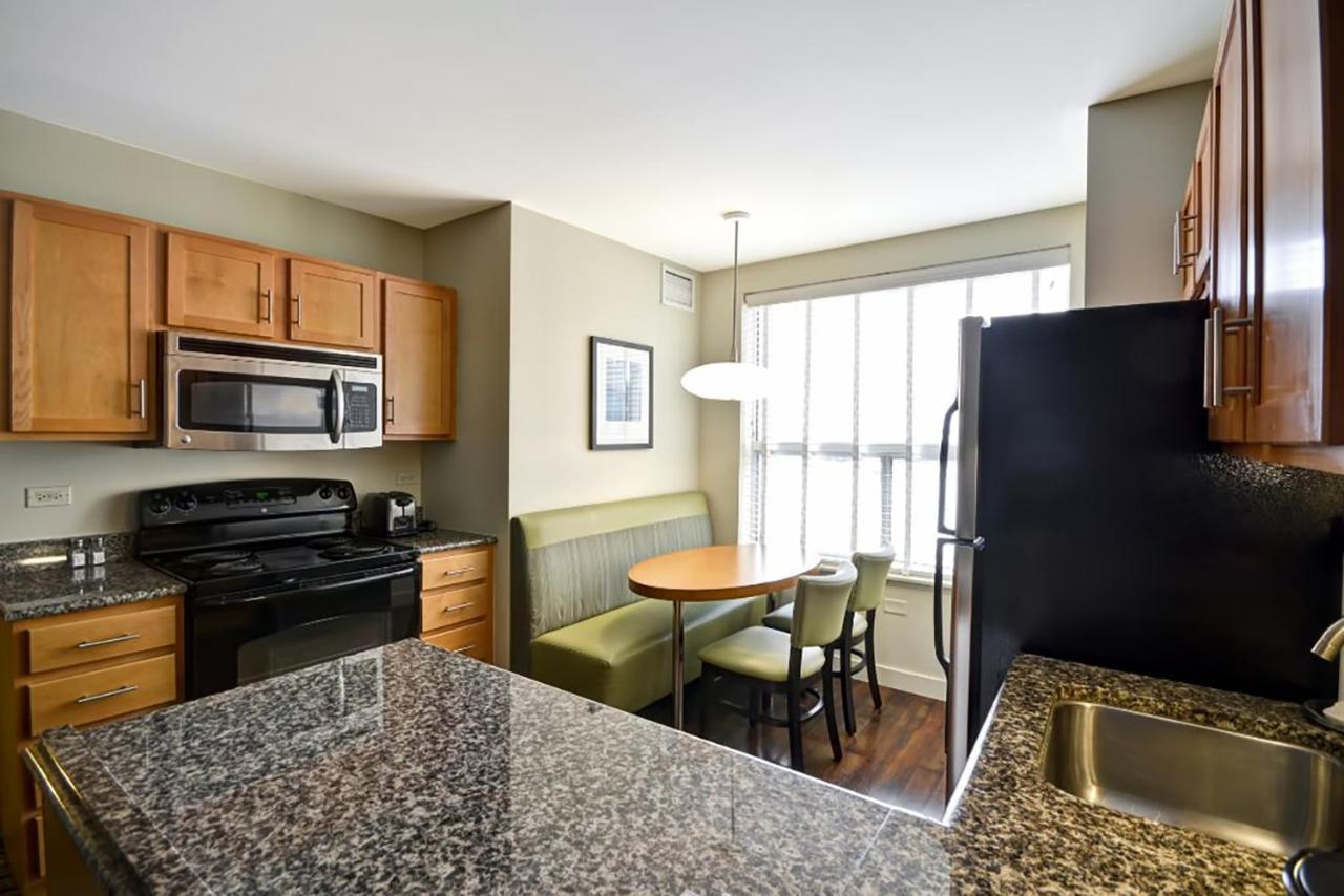 Hyatt House Naperville/Warrenville Dış mekan fotoğraf