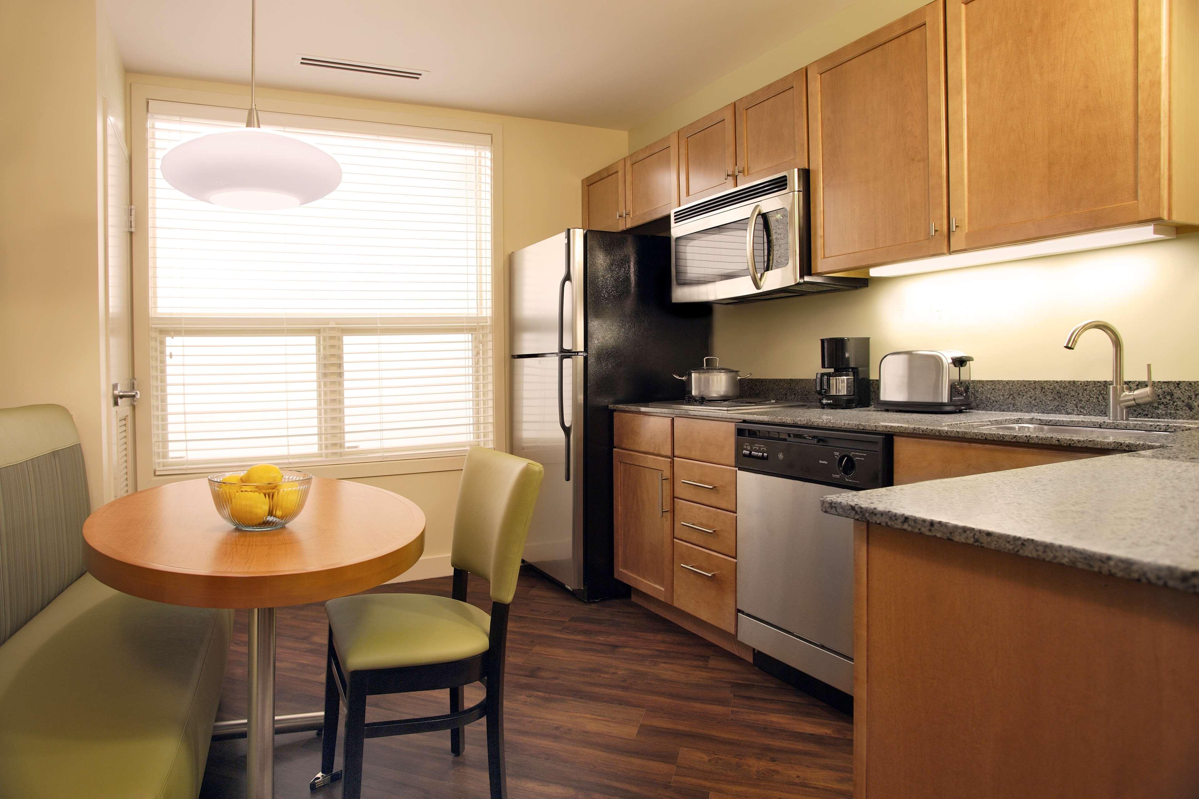 Hyatt House Naperville/Warrenville Oda fotoğraf